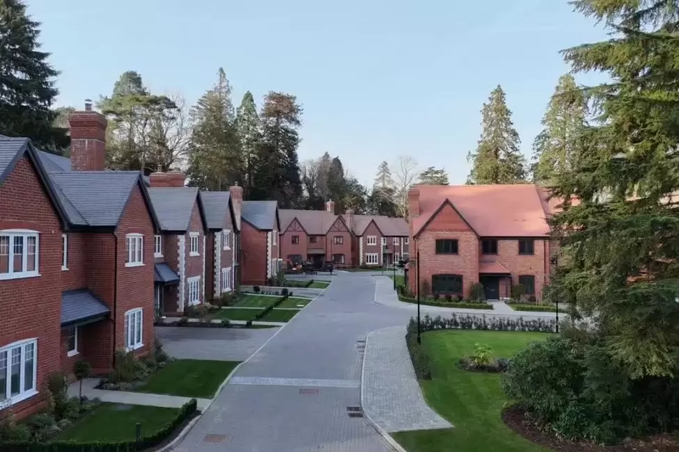 Gallery Video Thumbnail